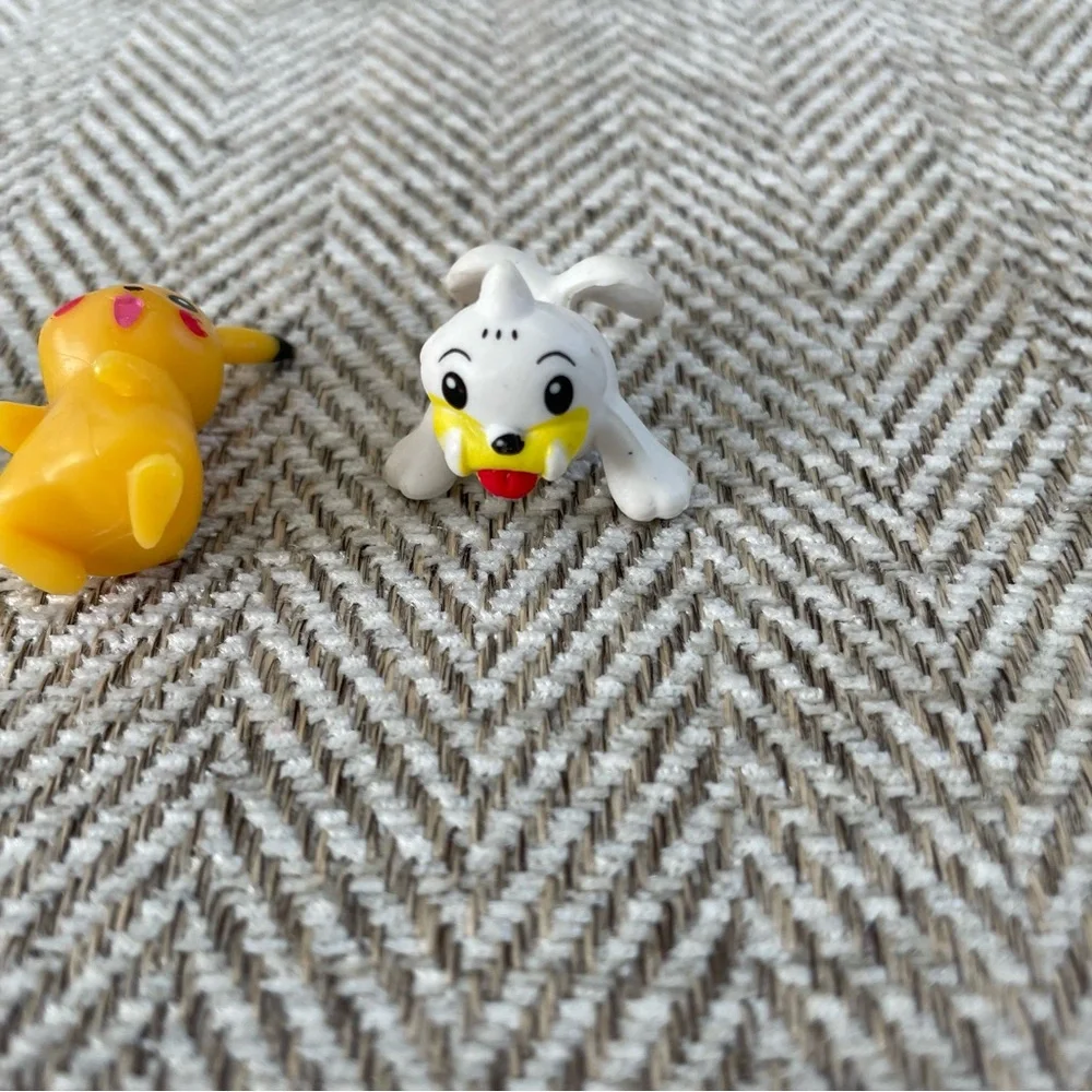Pokemon Mini Figures Tiny Lot of 4 Bundle